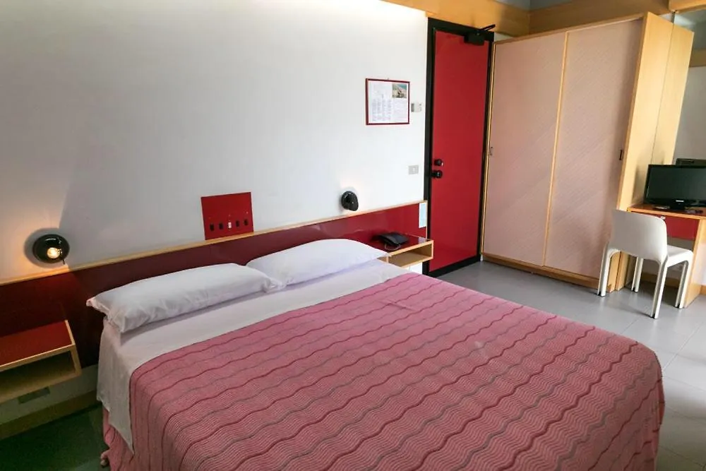 Hotel Giglio Rimini 3*,  Italy